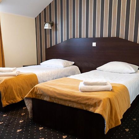 Hotel Podzamcze Góra Kalwaria Екстериор снимка
