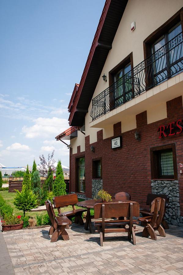 Hotel Podzamcze Góra Kalwaria Екстериор снимка