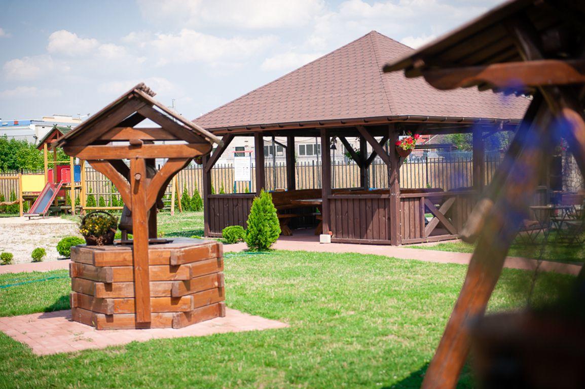 Hotel Podzamcze Góra Kalwaria Екстериор снимка